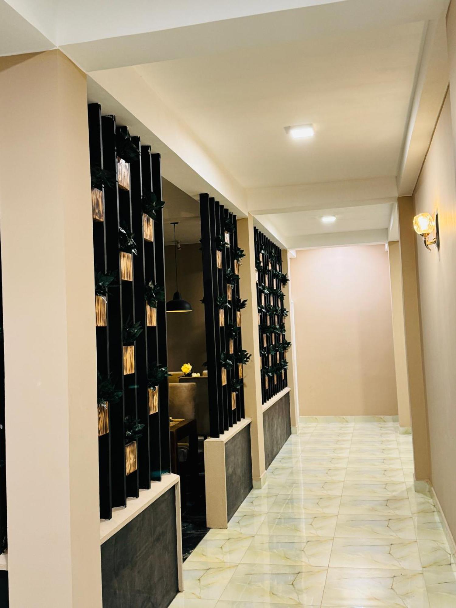 Royal Bliss Hotel Nuwara Eliya Dış mekan fotoğraf