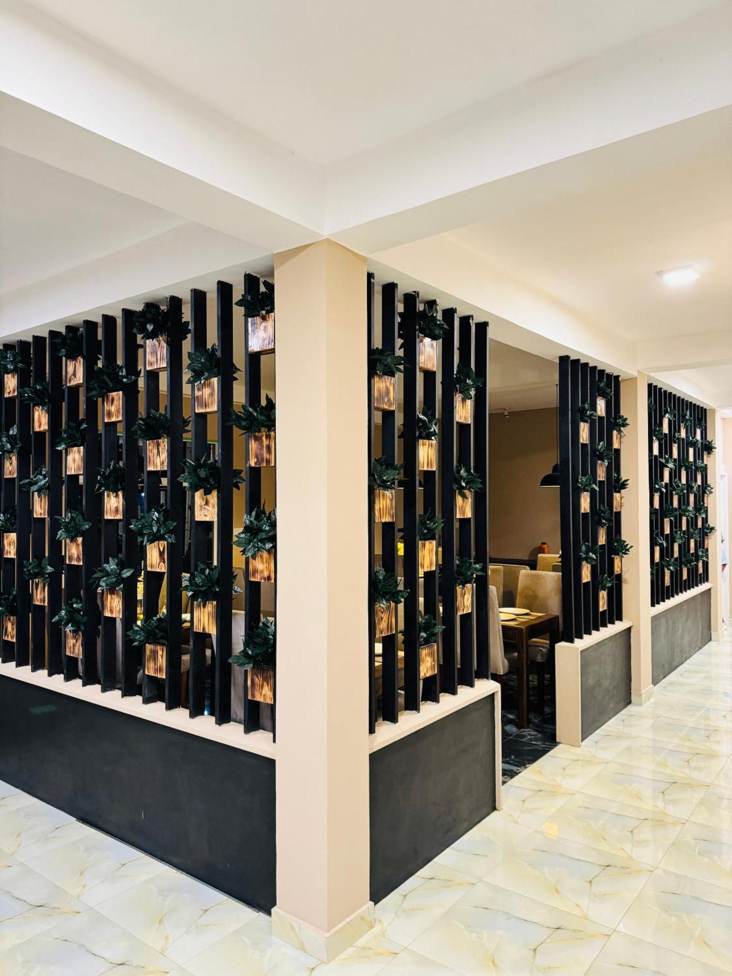 Royal Bliss Hotel Nuwara Eliya Dış mekan fotoğraf
